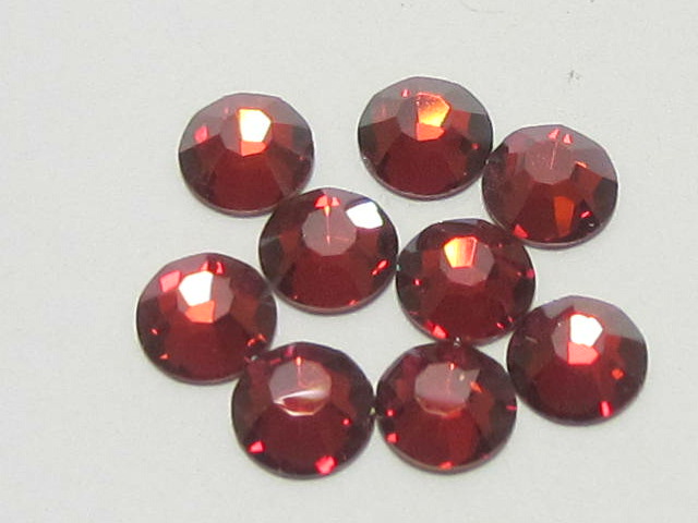 72 pcs. 20ss CRYSTAL RED FLAME (maxima) FLATBACK PRECIOSA Rhinestones